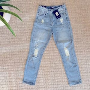 SZ. 3 NWT DISTRESSED FASHION NOVA BOYFRIEND JEANS